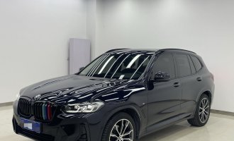  2022 BMW X3  xDrive30i Leading M Obsidian Package 