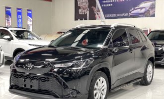 Toyota FRONTLANDER 2022 модельного года 2.0L CVT Leading Edition