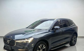 Volvo XC60 2022 Модель B5 Полный привод Smart Luxury Edition