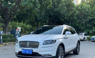 Lincoln Nautilus 2.7T 4WD Prestige Edition