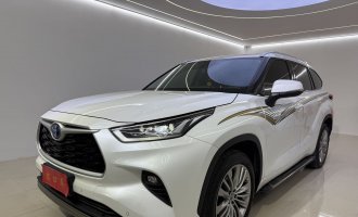 Toyota Highlander 2022 Dual-Hybrid 2.5L 4WD Premium Edition 7-местный