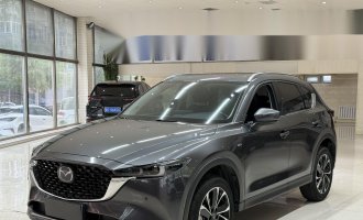  Mazda CX-5 Модель 2022 года, 2,5 л, автоматическая коробка передач, 2WD, версия Premium Edition.