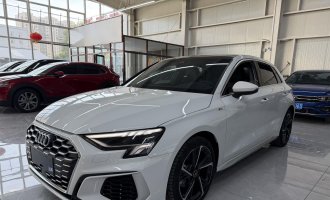 Audi A3 2022 Audi A4 Sportback 35 TFSI