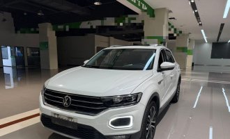 Volkswagen T-ROC 2021 года  280TSI DSG Передний привод Комфорт Smart Connect 30-летие
