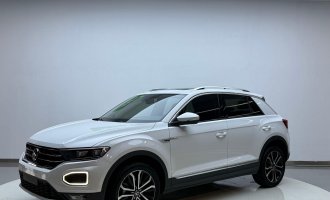 Volkswagen T-ROC  2022 года  280TSI DSG Передний привод Comfort PLUS