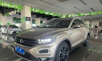 Volkswagen T-ROC 2021 года  1.4TSI 280TSI  Comfort Smart Connect Edition  Автоматическая коробка передач