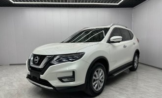Nissan X-Trail  2023 Classic  2,0 л  Передний привод Intelligent Connect Premium Edition