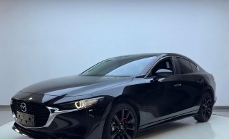 Mazda3 Axela 2022 года  2,0 л  Автоматическая коробка передач Elegance Obsidian Edition
