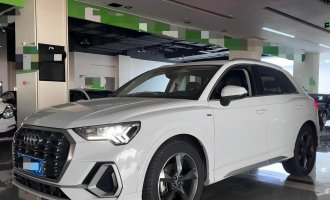 Audi Q3 2022 года  35 TFSI Sportline  National VI