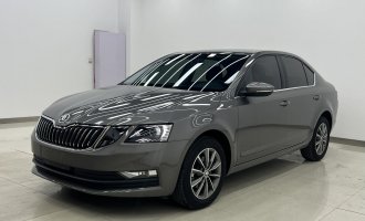 Škoda Octavia  2021 года  1,5 л Comfort Edition