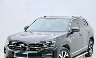 2022 TAYRON  280TSI с передним приводом, версия Luxury Edition