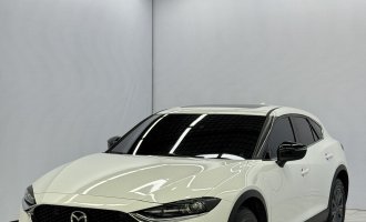 Mazda CX-4  2021 г. 2,0 л Автомат, передний привод, версия «Skyline»