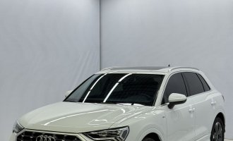 Audi Q3 2023 модельного года 35 TFSI версия «Sporty» (1.4T)