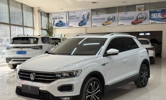 Volkswagen T-Roc, 2022 г. выпуска, 280TSI, DSG, передний привод, комплектация Comfort PLUS