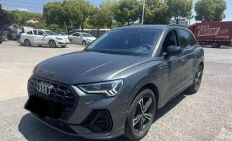 Audi Q3 2022 модельного года 35 TFSI версия «Sporty» Стандарт
