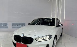 BMW 1 серии 2022 года,  120i M Sport Night Edition