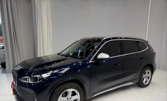 BMW X1 2023 модельного года sDrive20Li X Design Package