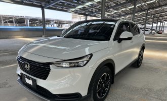 Honda Vezel, белый, 2023 модельный год, 1,5 л, CVT, версия «Tech»