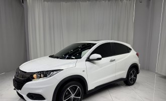 Honda Vezel, 2022 года выпуска, 1,5 л, CVT, версия «Phantom Night · Pioneer»