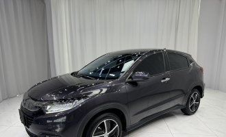 Honda EVIELчерный цвет, 2020 год, 1.5L CVT, люкс  