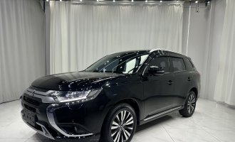 Mitsubishi Outlander Black 2021 model, Modified, 2.0L, 2WD Comfort Edition, 5 seats
