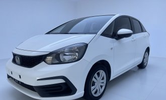 Honda Fit, белый цвет, 2022 год выпуска, 1.5L CVT, бесконечная версия MUGEN
