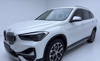BMW X1, белый, модель 2022 года, sDrive20Li, стильный вариант