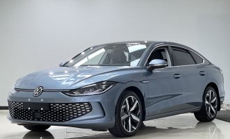 2023 год, LAMANDO L, синий цвет, 280TSI DSG, «Кула»-версия (теплое сиденье в оригинальном месте)
