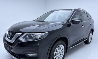 Nissan X-TRAIL, черный цвет, 2022 год выпуска, 2.0L, двухтрансмиссионная версия «Интеллектуальная комфортная» 