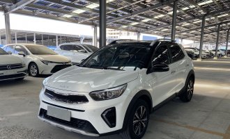 2021 год, Kia KX1, белый цвет, 1.4L CVT, версия с люком 
