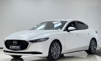2023 model Mazda 3 Axela White 2.0L Automatic Style Edition (leather seats + seat heating)