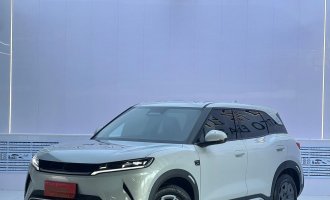 BYD Yuan UP, белый, 2025 модель, версия интеллектуального вождения, 401 км, активная версия
