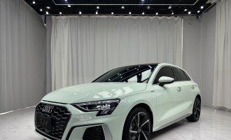 Audi A3, зелёный цвет, 2022 год, Sportback 35 TFSI, спортивный стиль
