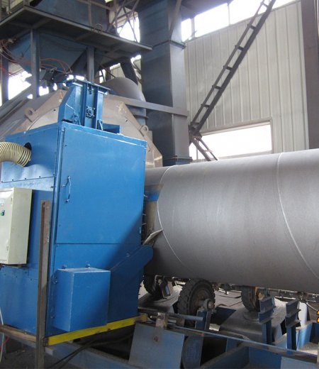 Steel pipe outer shot blasting machine