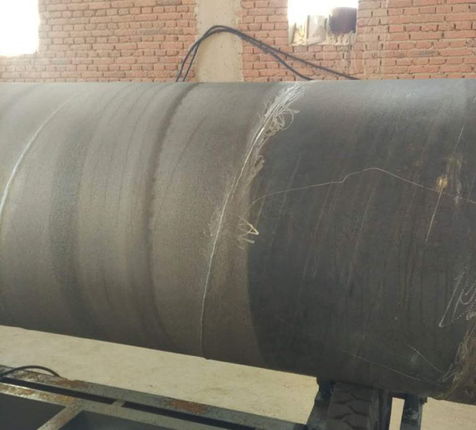 Steel pipe outer wall shot blasting machine
