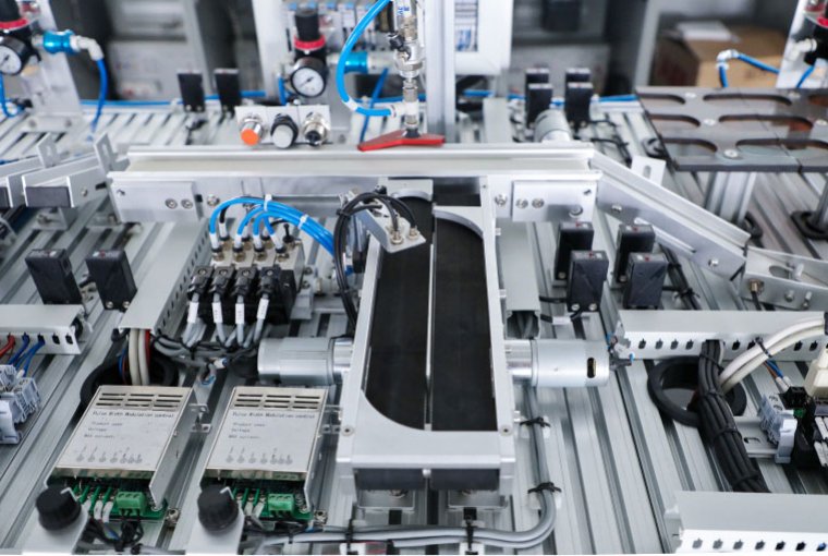 3. Проведение конференции по техническому обмену, обмен отраслевым опытом