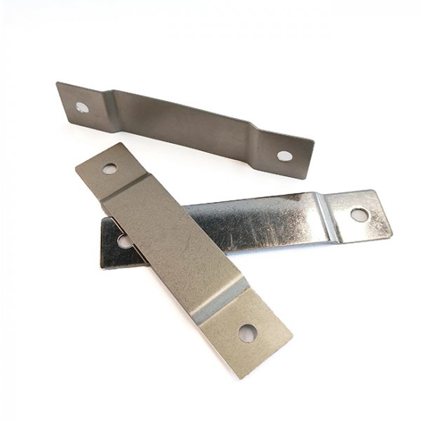 Лазерная резка металла, изготовление базовых пластин из листового металла на заказ и услуги по изготовлению чертежей