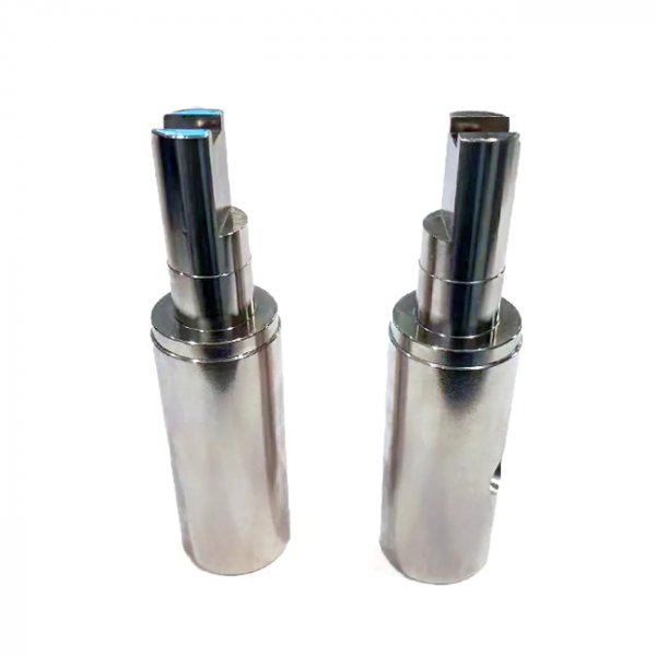 Зажим для вывода кабеля с внешней резьбой для потолочных светильников и люстр