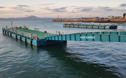 Multipurpose pontoons operating in Qingdao Port