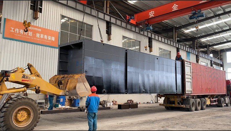 jackup barge delivery in Containers