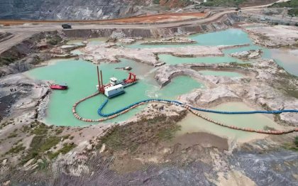 Heavy-duty high-quality dredgers have a high output 