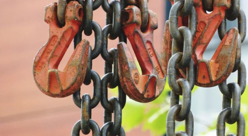 В чем разница между электрическими и ручными цепными талями?