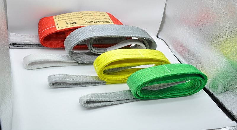 Какой вес может поднять строп с петлями для петель?