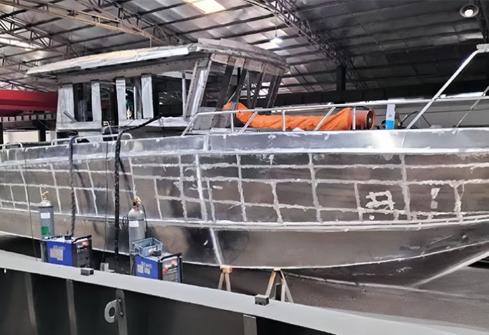 Судостроение