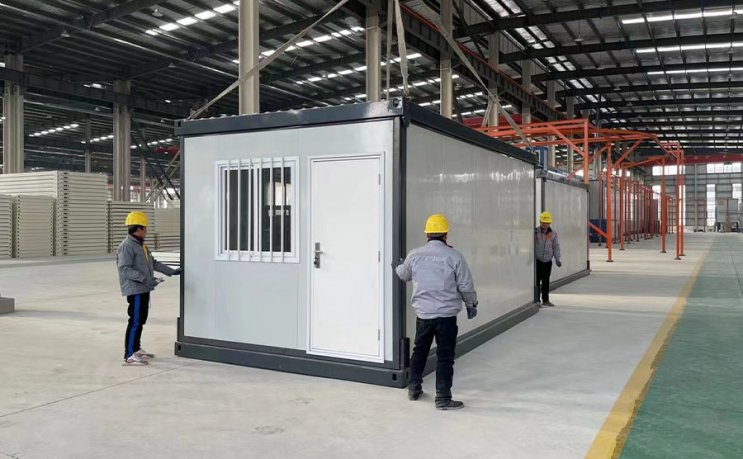 Складной контейнерный дом